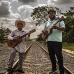 vía-del-tren-y-música